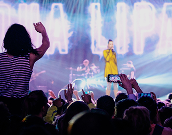 Entertainment & Leisure