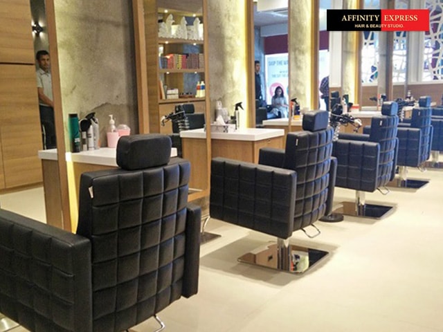 Affinity express salon interior